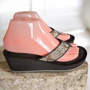 COACH (  7  ) Women's Signature Platform Wedge Flip Flop Sandals Black/Beige